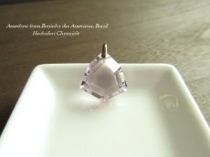 画像1: ローズ・ド・フランスアメシスト☆宝石みたいに綺麗な６角カットペンダントトップ (1)