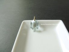 画像1: ヒマラヤ・アクアマリンの小粒な６角カットルースペンダントトップ (1)