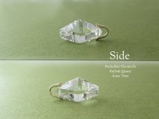 画像4: 厚切り小粒カット☆ カイラス水晶 菱形クロスカット ペンダントトップ (4)