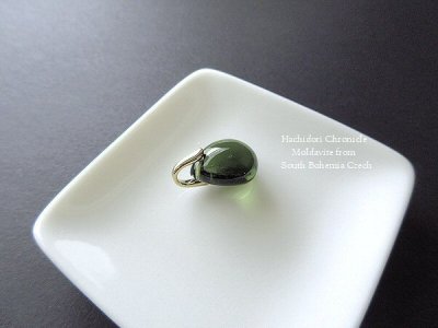 画像3: 極小粒 ☆ モルダバイトのドロップペンダントトップ